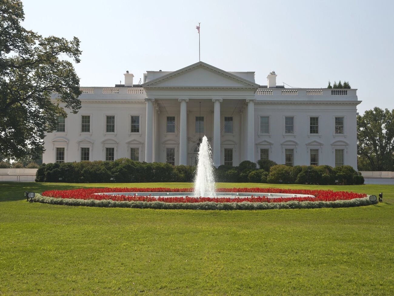 В Белом доме показывают войну в Иране через мемы, пишет издание