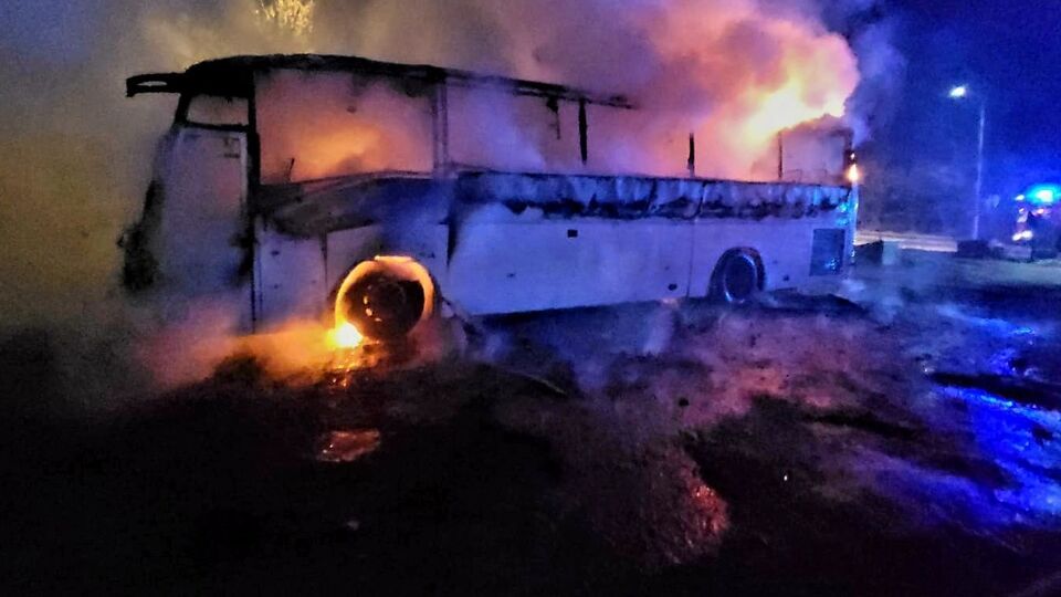Пожежу в автобусі загасили
