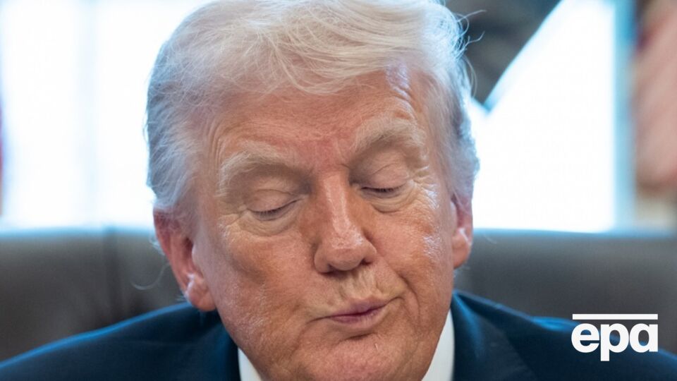 Визит в Пекин откладывается на месяц, указал Трамп