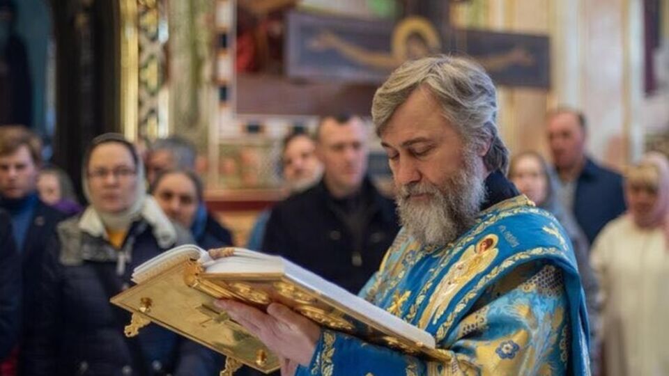 Под видом благотворительности УПЦ формирует базы возможных агентов, считают в СВР