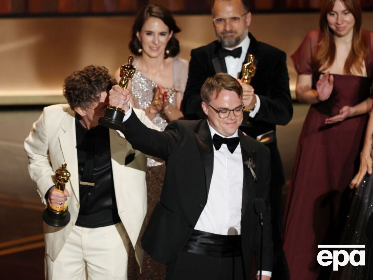 Паленчук подчеркнула, что лента о российской пропаганде продвигает нарратив, что голос "маленького человека" может приобрести резонанс