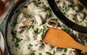 До печериць додають зелень