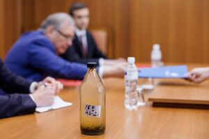 Утечка нефтепродуктов в Днестр представляет угрозу для здоровья граждан Молдовы, отметили в МИД страны