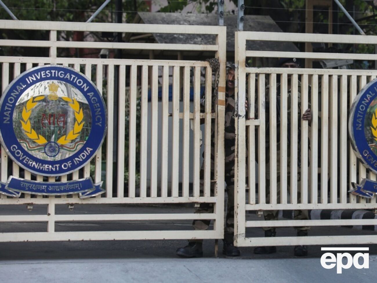 В Індії затримали українців