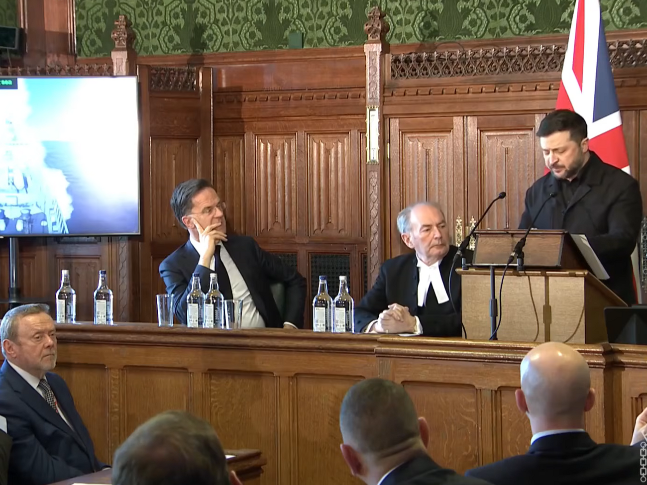 Зеленский выступил с детальной презентацией разработки украинских беспилотников, в том числе морских, перед парламентом Великобритании