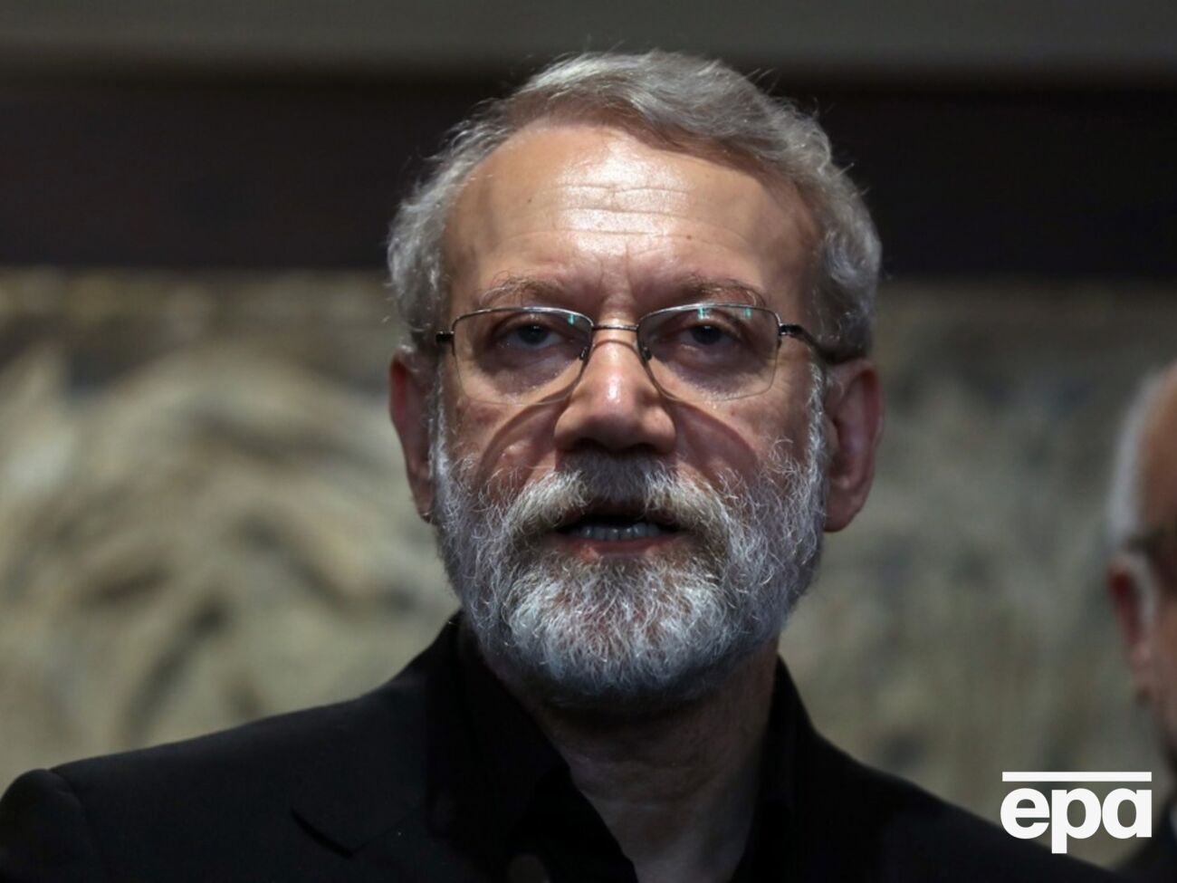 У ЗМІ Ларіджані характеризували як "хитрого і прагматичного"