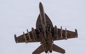 Американцы использовали несколько бомб весом около 2,3 тонны каждая