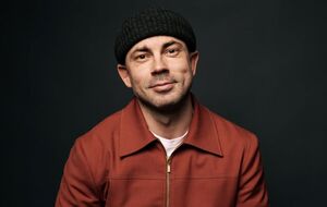 По словам Беднякова, в магазине его узнали