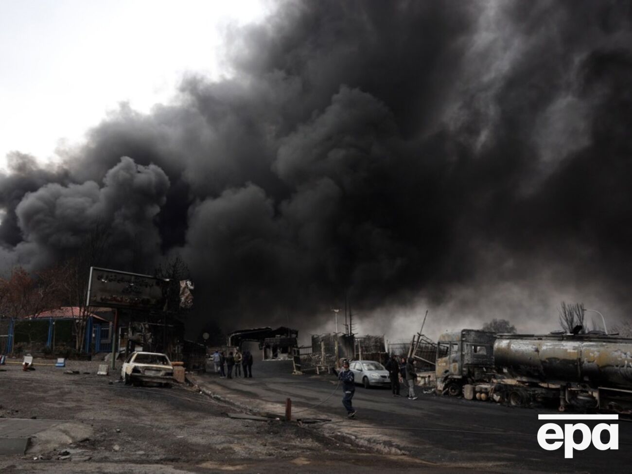 Після авіаударів Ізраїлю і США по нафтових об'єктах Тегерана 8 березня іранську столицю накрив дощ, забруднений нафтою і токсичними речовинами