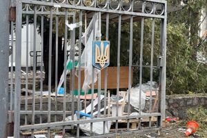 Унаслідок атаки постраждав 16-річний підліток, який був неподалік ТЦК