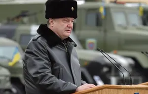 Експрезидента обвинуватили в державній зраді та сприянні діяльності "ЛНР" і "ДНР"