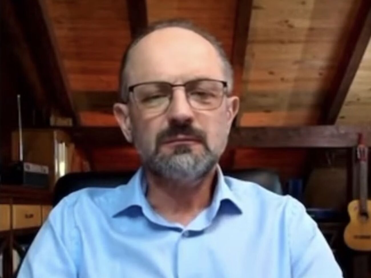 До фюзеляжу літака ЄС треба приробити два крила з двигунами – Лондон і Київ