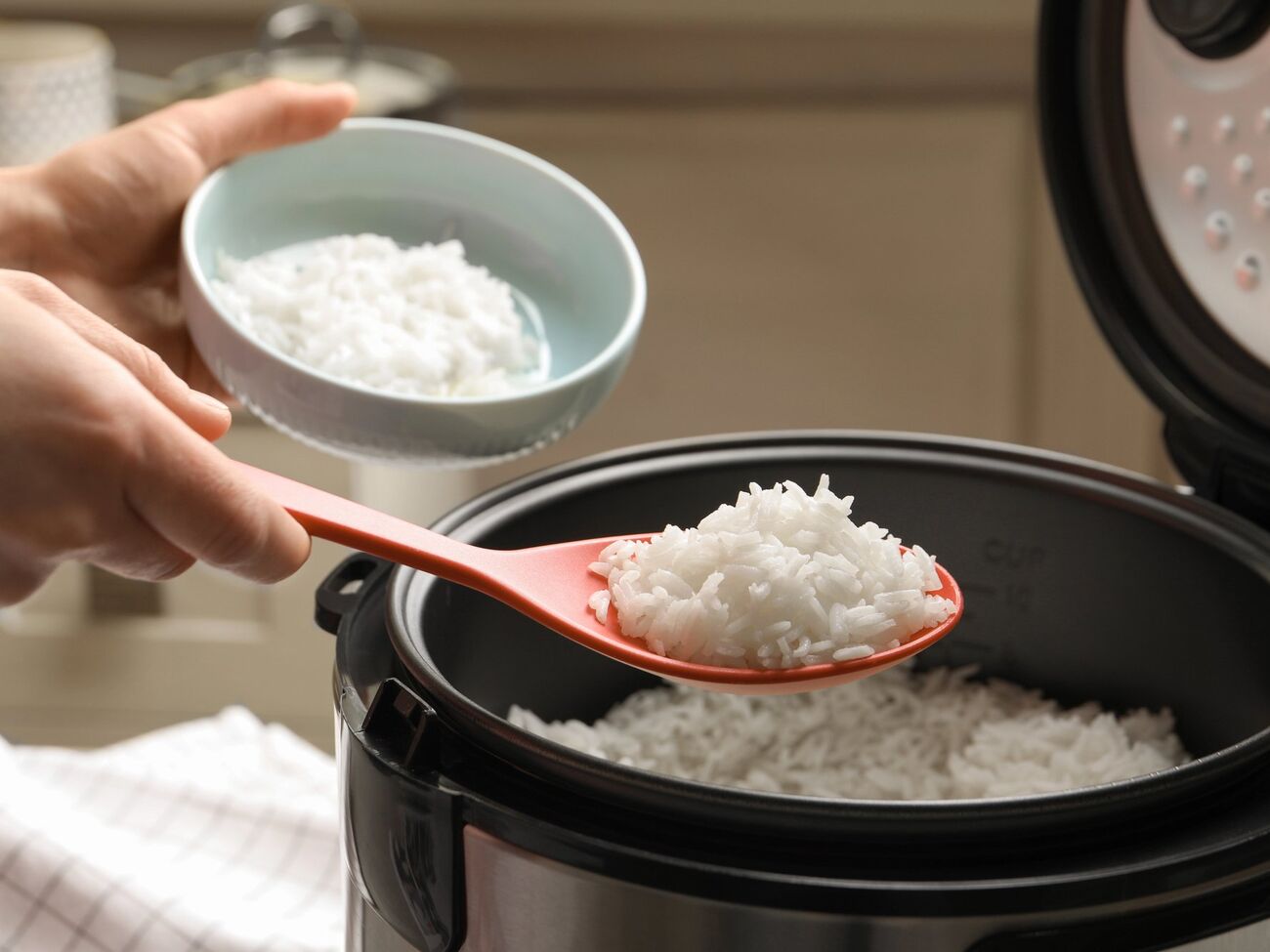 У більшості випадків невдало приготований рис можна врятувати