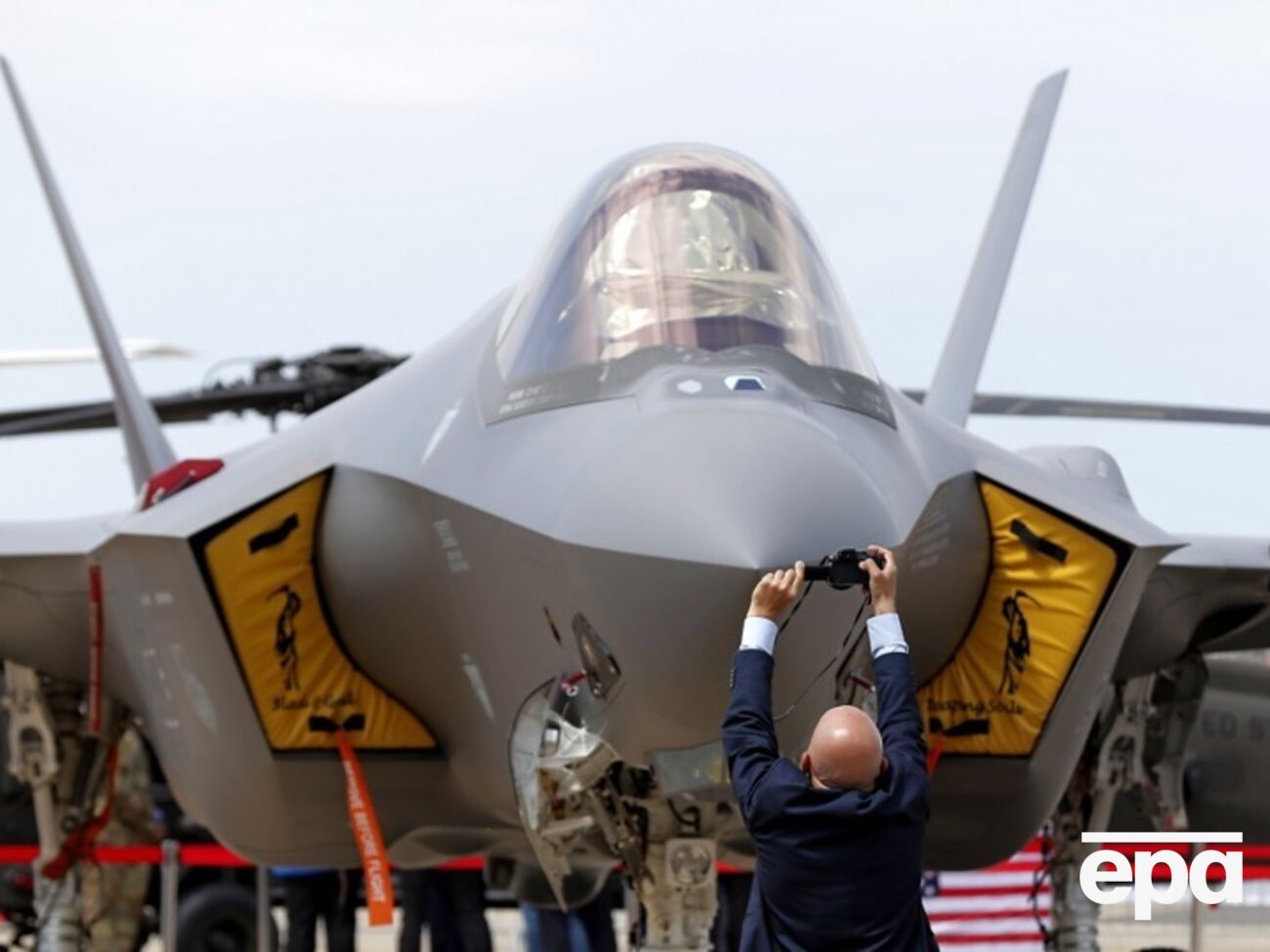 Літак зміг приземлитися