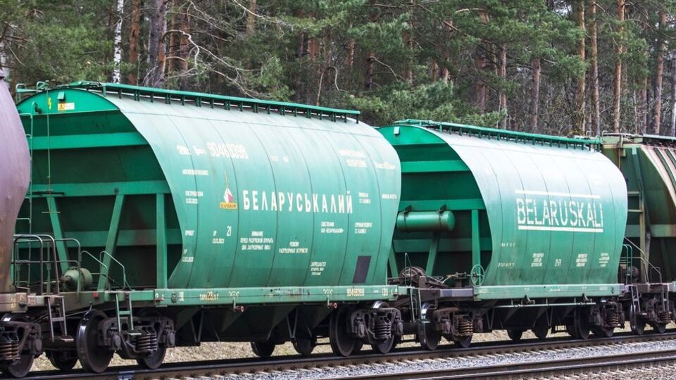 Американці заявили про зняття санкцій з експорту білоруських калійних добрив