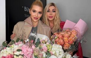 Буткевич отметила свой день рождения в компании Билык прямо на сцене в Милане