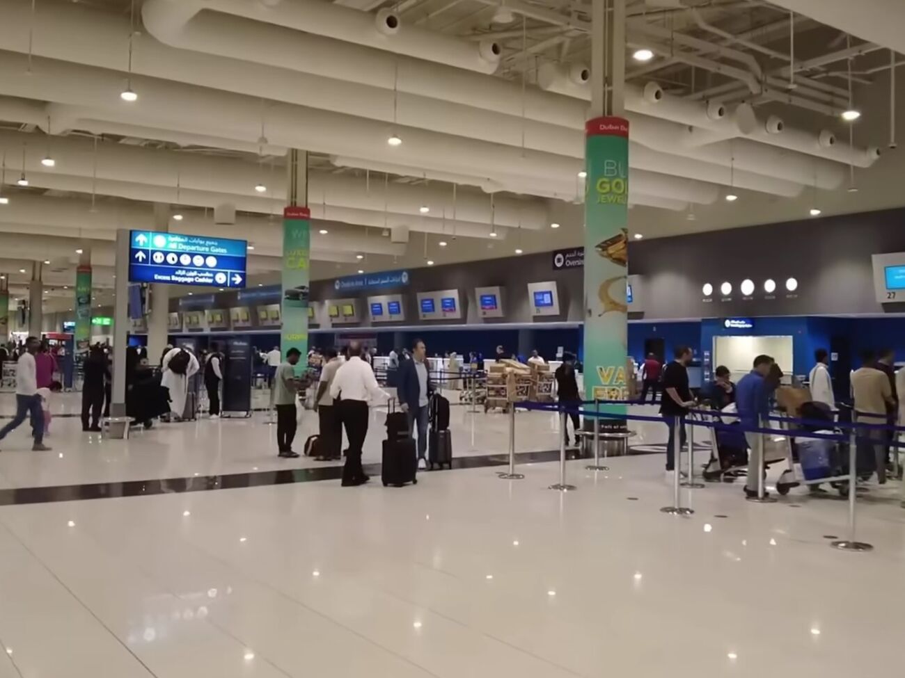 Международный аэропорт имени Короля Халида – один из немногих в регионе, который продолжает работать