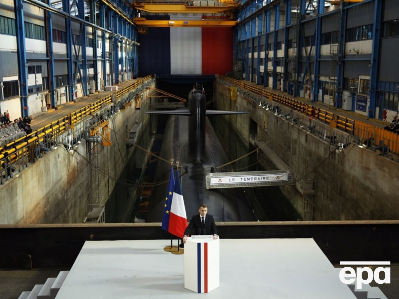 Макрон: Франция больше не будет обнародовать точные данные о своем ядерном арсенале во избежание спекуляций