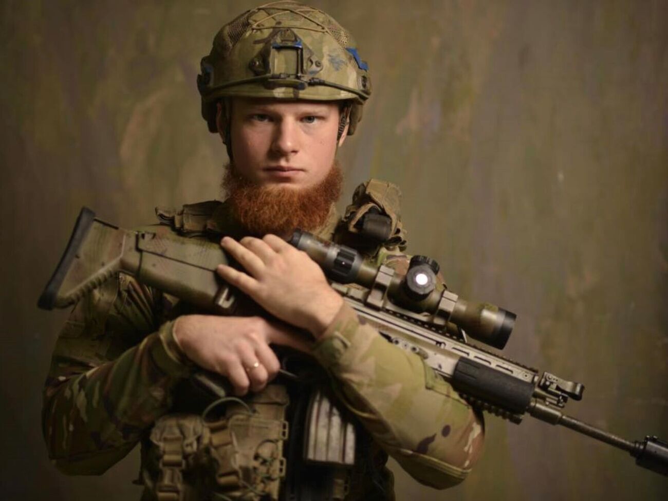 68 дней в окружении без еды и воды, отход с Донбасса, мир в Украине. Интервью Гордона с военнослужащим Стоцким. Видео