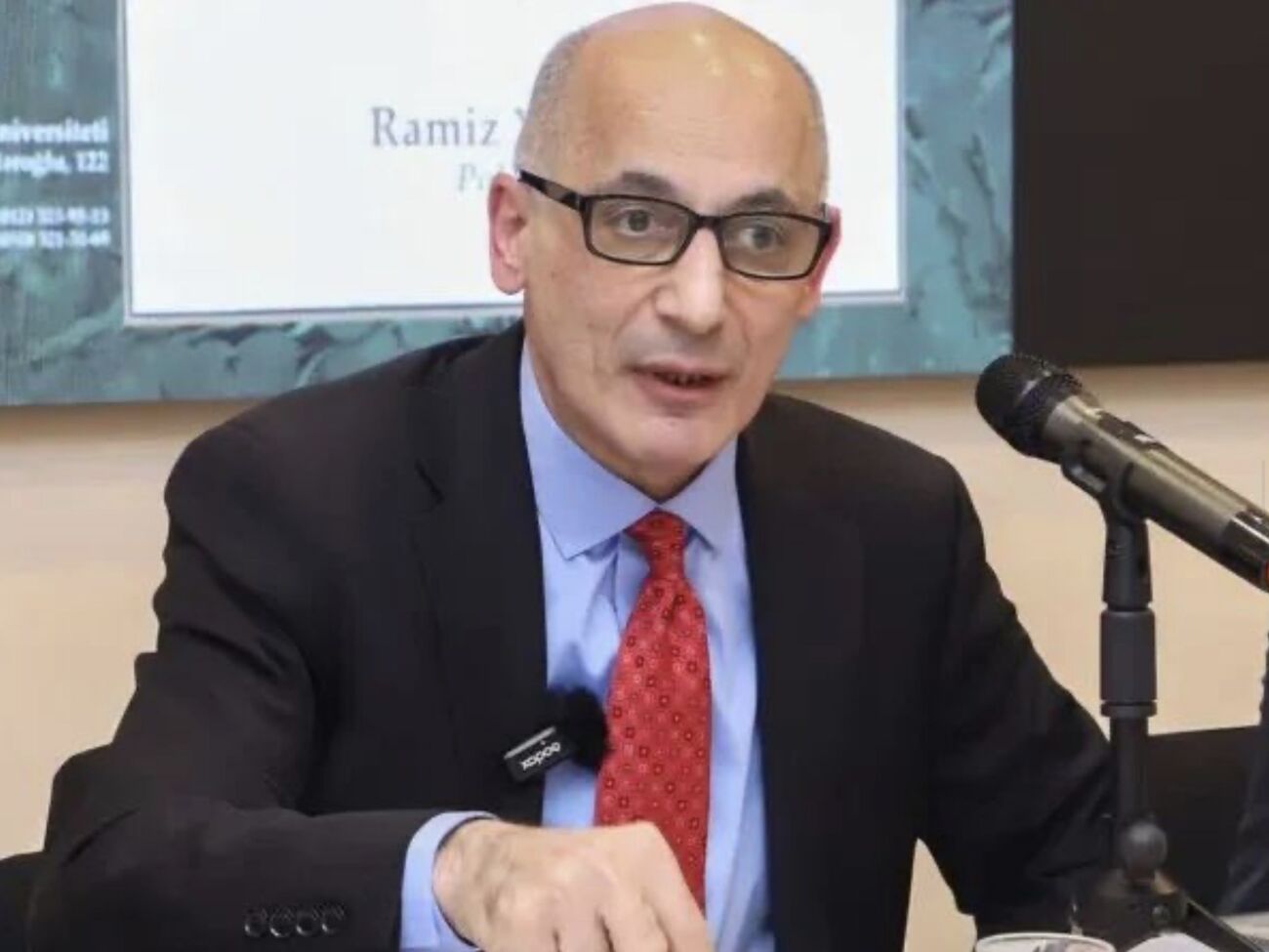 Будущий мировой порядок будет определяться балансом между этими двумя центрами силы