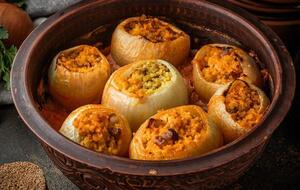 Страву випікають у глечику