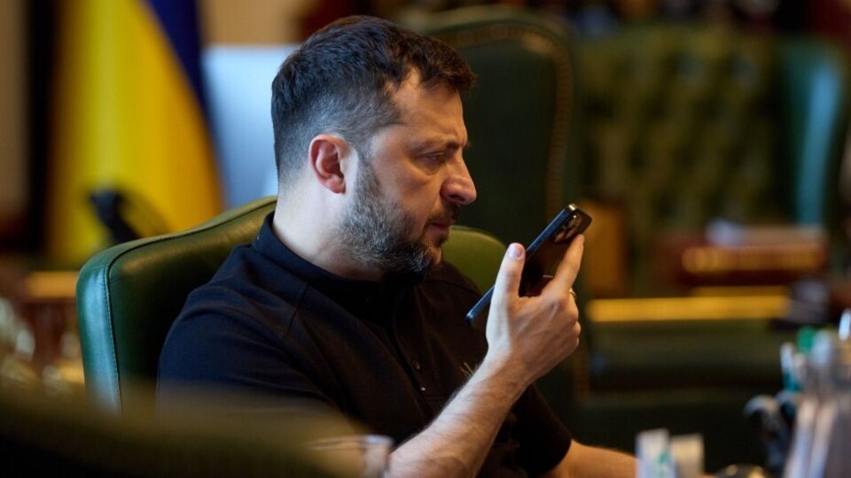 Зеленский: Сейчас сигналы передавать их обществу будет сложнее, но до их новой Max мы также доберемся