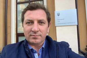 От заявления о недопустимости цензуры хочется наблевать прямо перед эрэфским павильоном биеннале