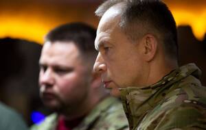 Сирський заявив про активізацію росіян на фронті