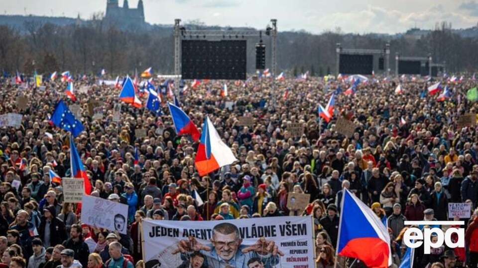 Чехи вышли на протест против политики правительства Бабиша
