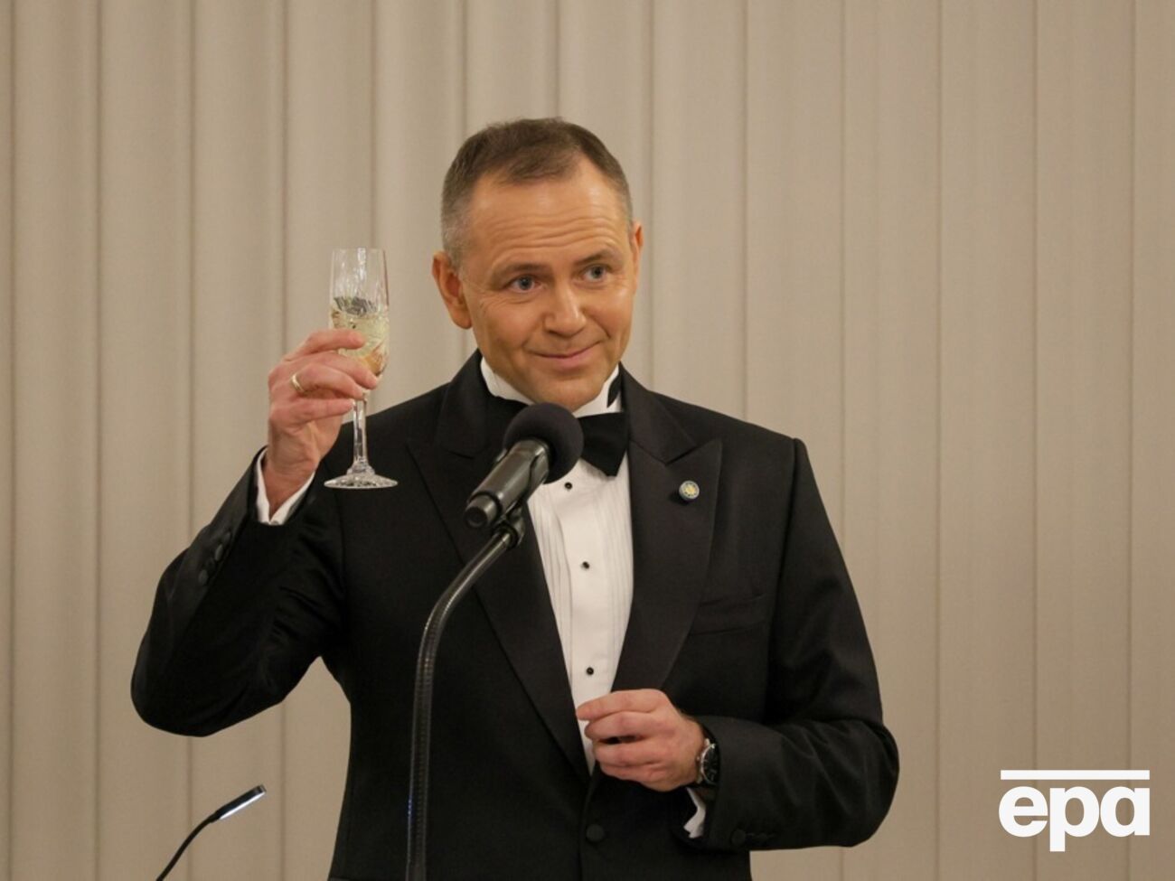 За даними ЗМІ, Навроцький 23 березня відвідає Будапешт, щоб підтримати Орбана перед виборами