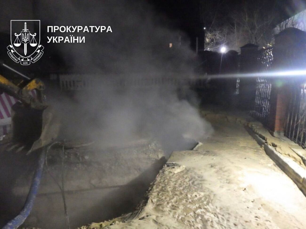 Постраждала, за словами її матері, тривалий час перебувала в комі