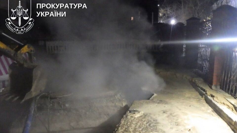Постраждала, за словами її матері, тривалий час перебувала в комі