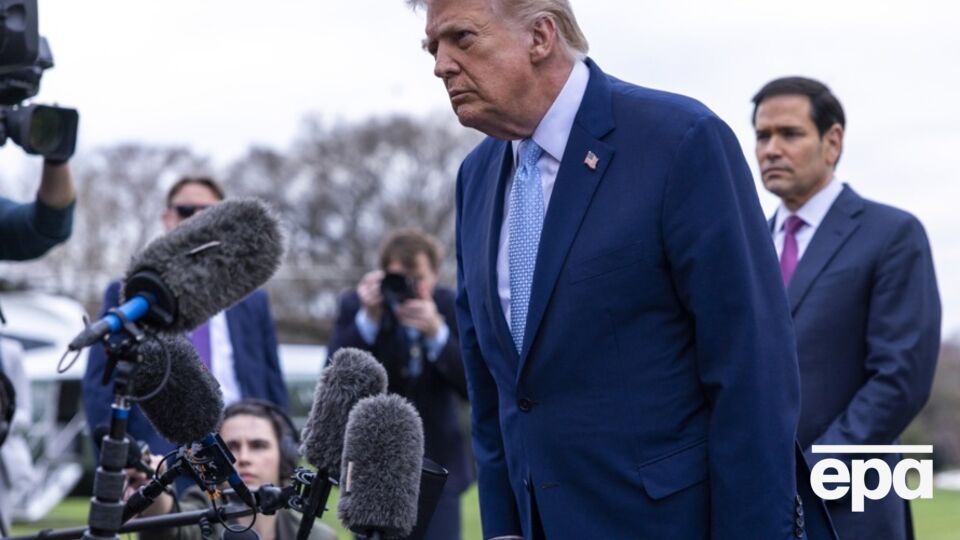 Трамп заявив, що "випереджає графік" у війні проти Ірану