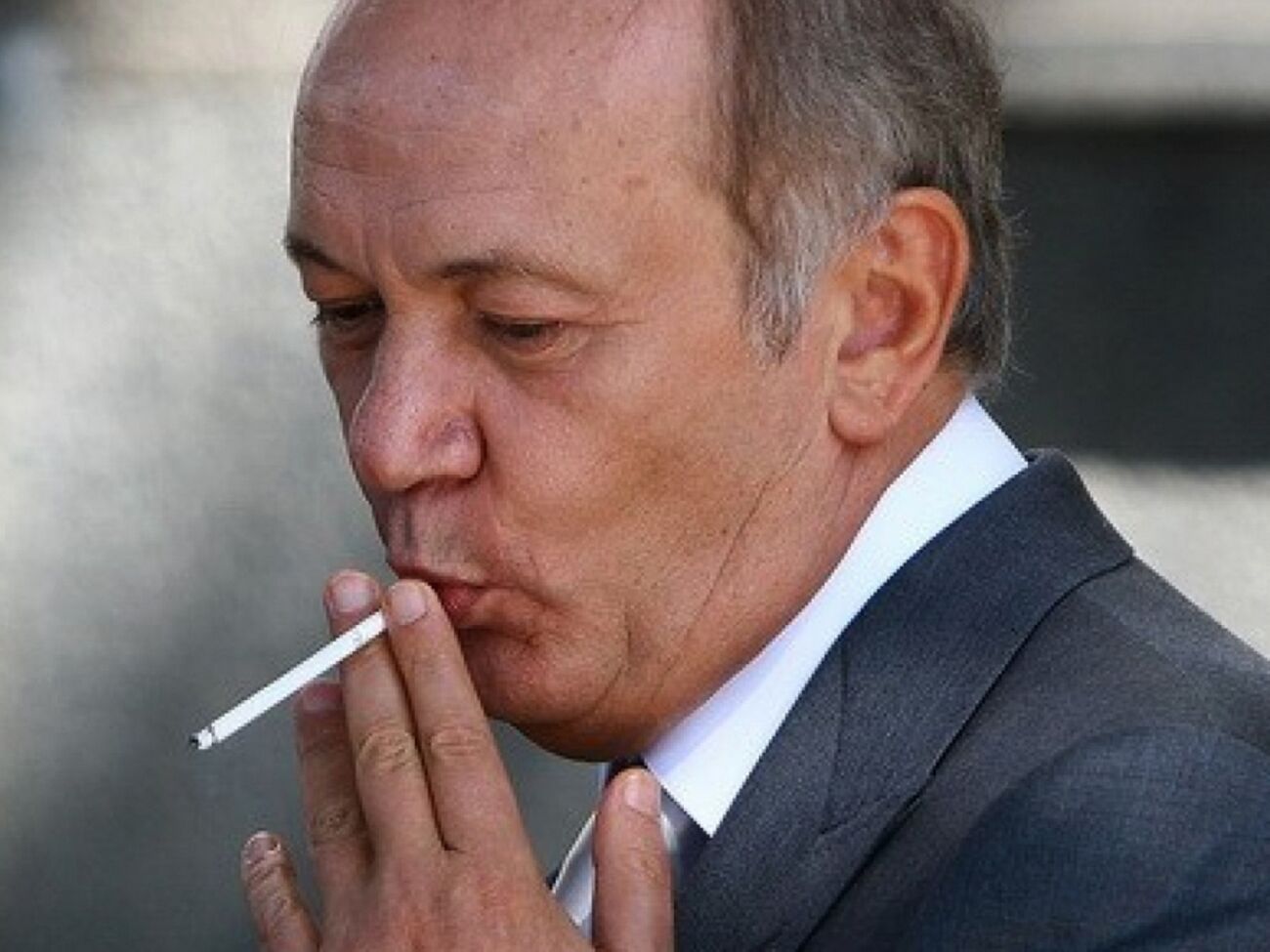 Іванющенко перебуває в розшуку