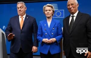 В ЕС обеспокоены вероятной передачей Сийярто закрытых обсуждений РФ (на фото он с главой европейской дипломатии Каей Каллас)