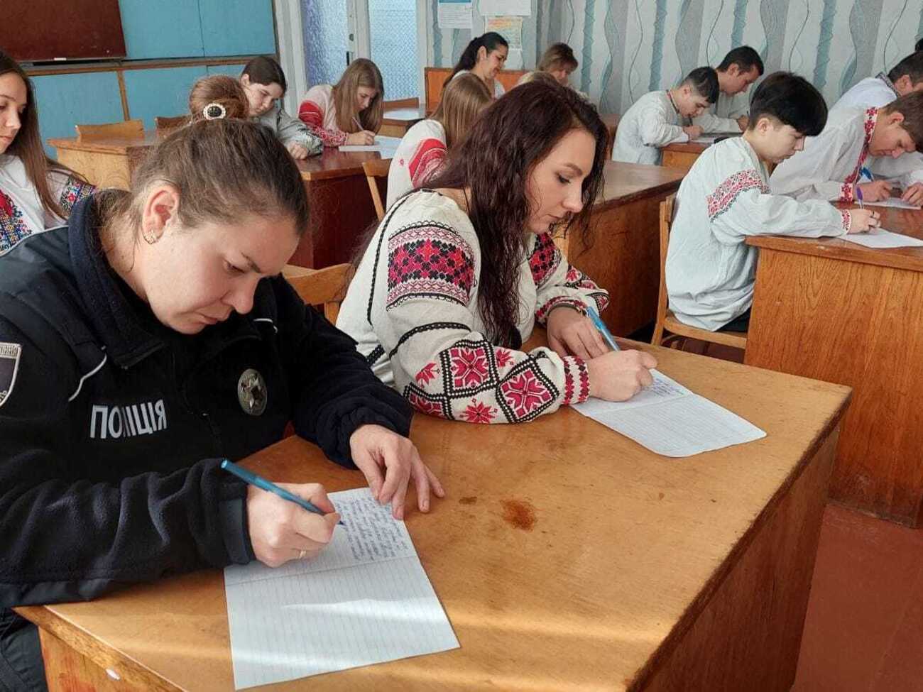 Правоохранители рассказали, как контролируют посещение занятий в школах