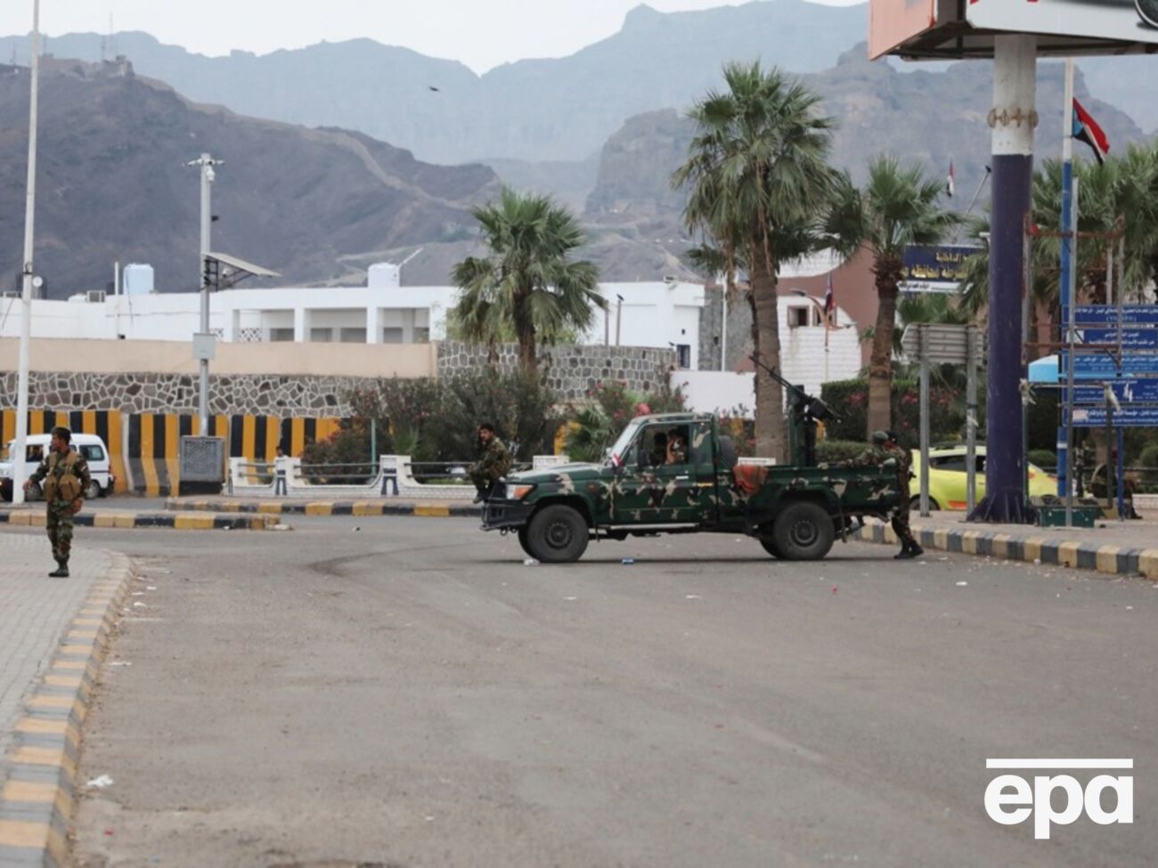 Один из собеседников WSJ отметил, что вступление Саудовской Аравии в войну "является вопросом времени"