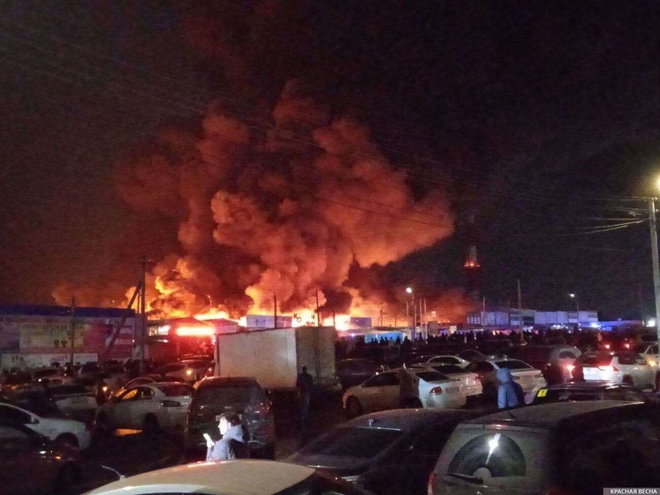 Вогонь у порту намагаються "локалізувати", заявив губернатор