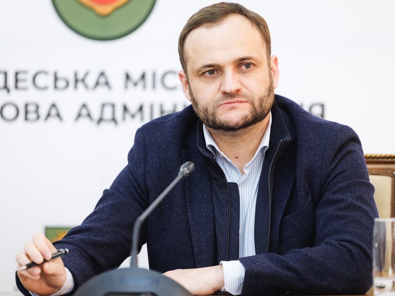 По словам Кулебы, каждую ночь армия РФ примерно 10 раз атакует железнодорожную инфраструктуру Украины