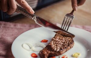 Стейк хорошо прожарится и у него будет прекрасный вкус