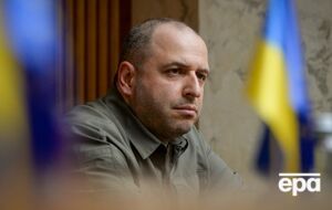 По словам Умерова, мошенники обращаются от его имени к чиновникам с разными запросами