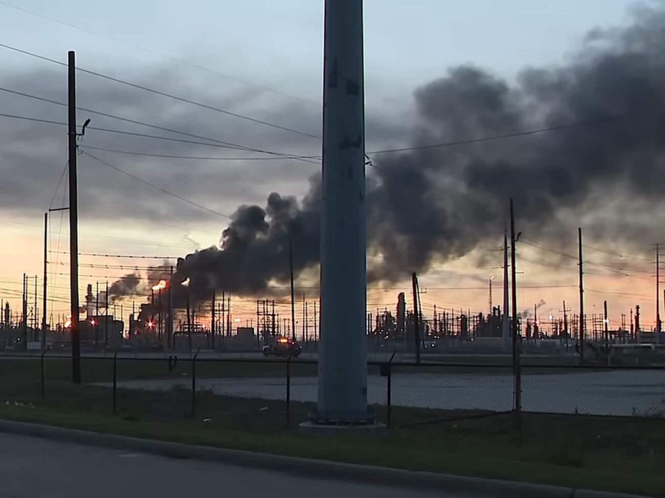 Вибух на заводі Valero Energy Corp було чутно за 18 км