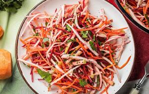 Ингредиенты для этого салата нужно натереть