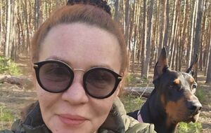 Идем по лесу, зацепилась гулькой – первая мысль: растяжка. Кричу псу: "Там заяц", – чтобы он подальше убежал