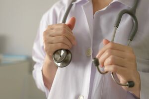 Пацієнт прибув в Італію з-за меж континенту й зараз перебуває в лікарні