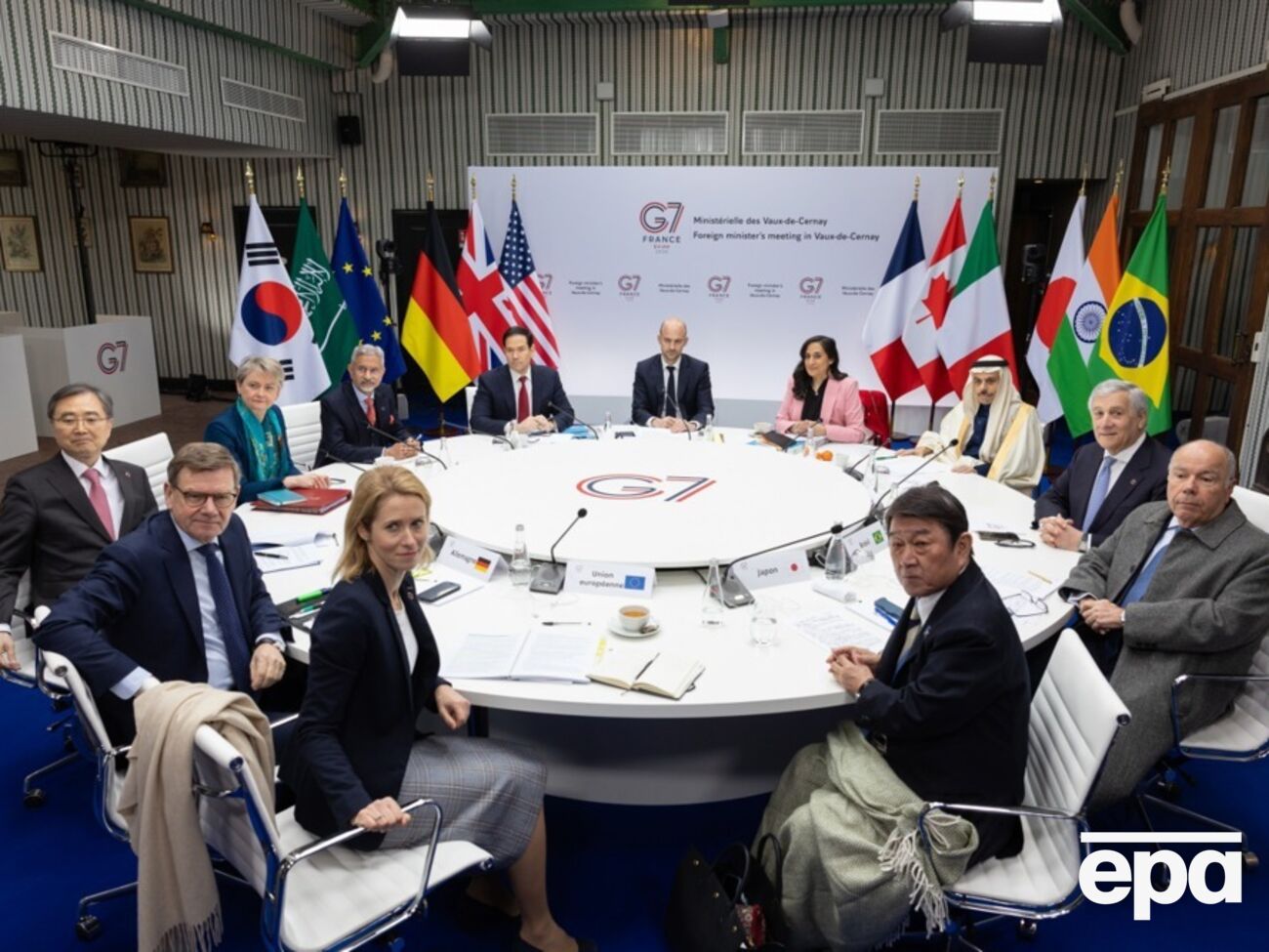 Во Франции продолжается встреча лидеров G7