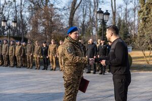 Военная была на позиции 42 дня в окружении оккупантов