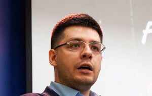 Арешт людей Кирієнка, мітинг у Москві, вторгнення в Естонію. Стрим Бацман із Демченком. Відео