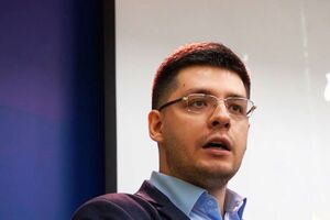 Арешт людей Кирієнка, мітинг у Москві, вторгнення в Естонію. Стрим Бацман із Демченком. Відео