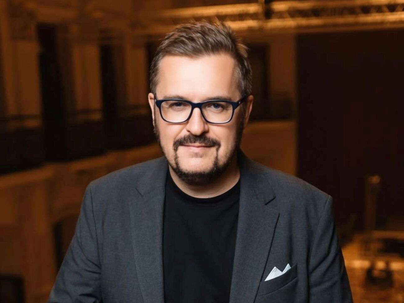 Пономарев: Этой веселой и задорной песней я передаю всем украинцам искреннюю, теплую улыбку – согрейтесь ею